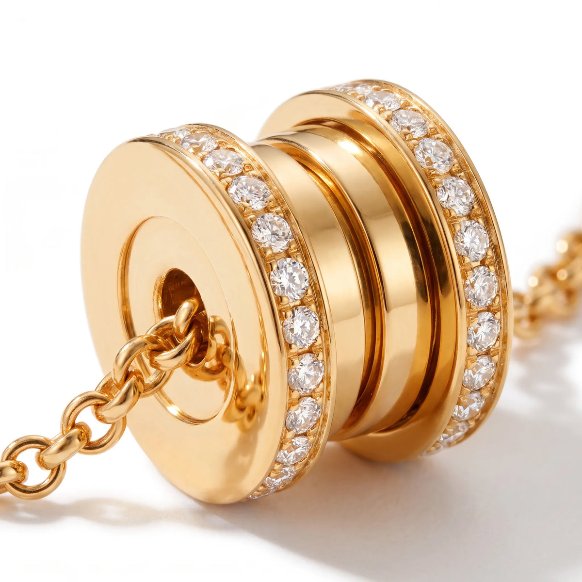 B.zero1 Pavé Round Pendant Necklace