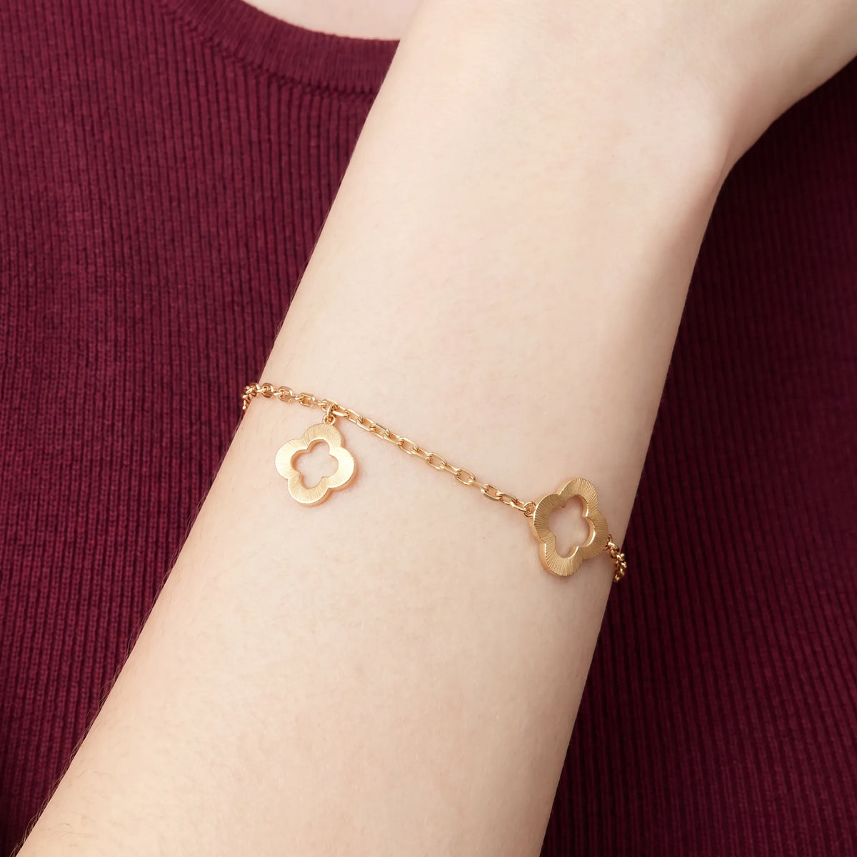 Byzantine Alhambra Three Clover Chain Bracelet