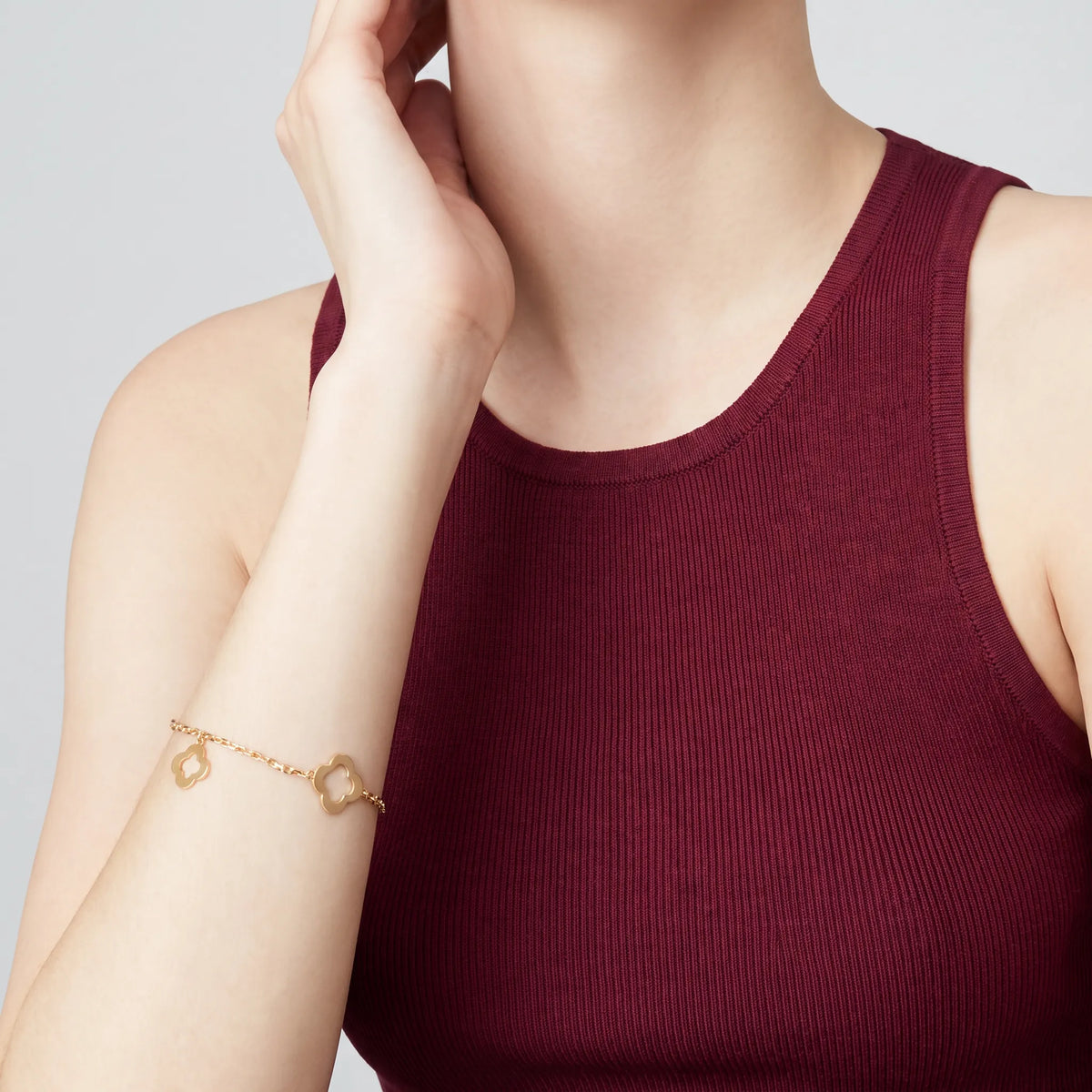 Byzantine Alhambra Three Clover Chain Bracelet