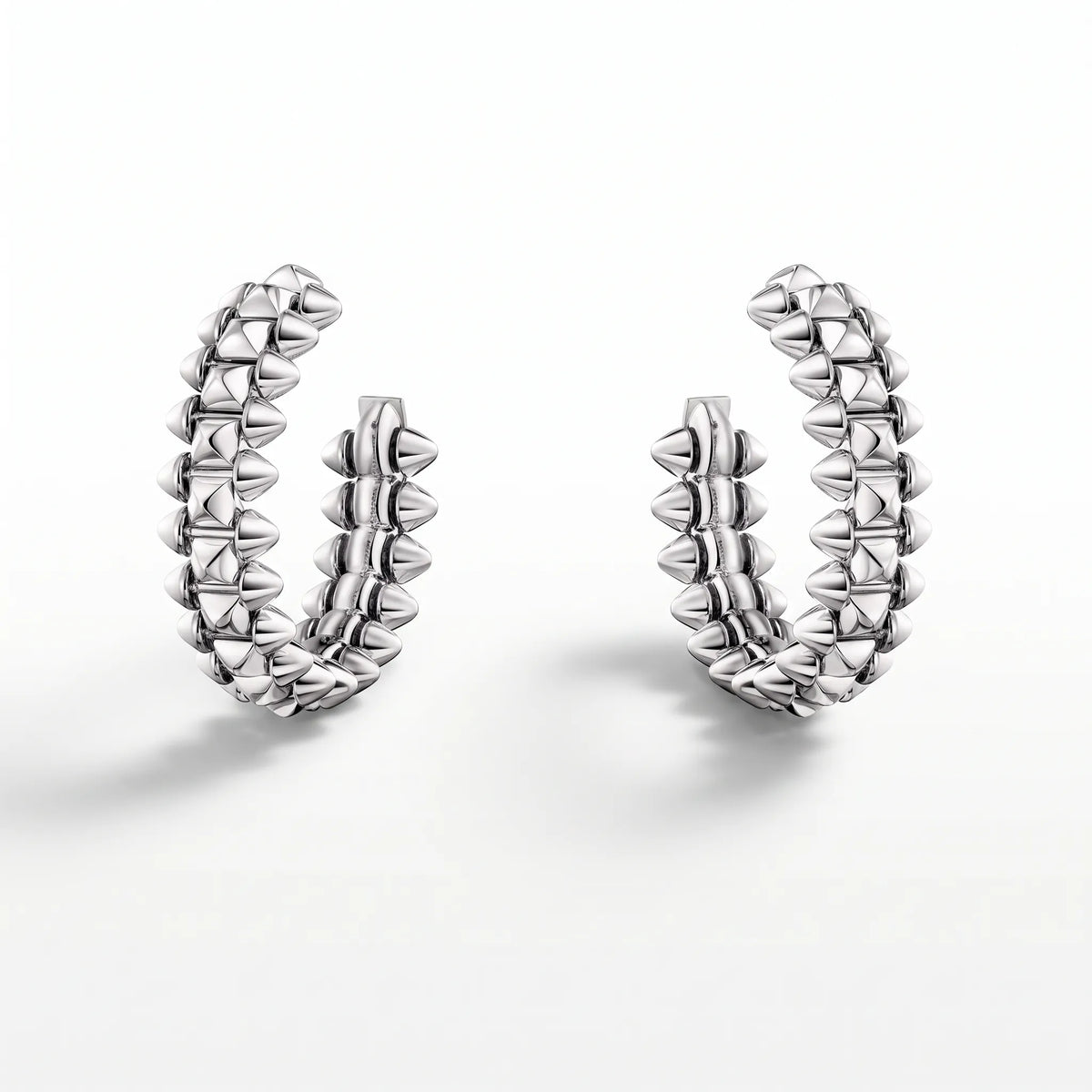 Clash de Cadence Open Hoop Earrings