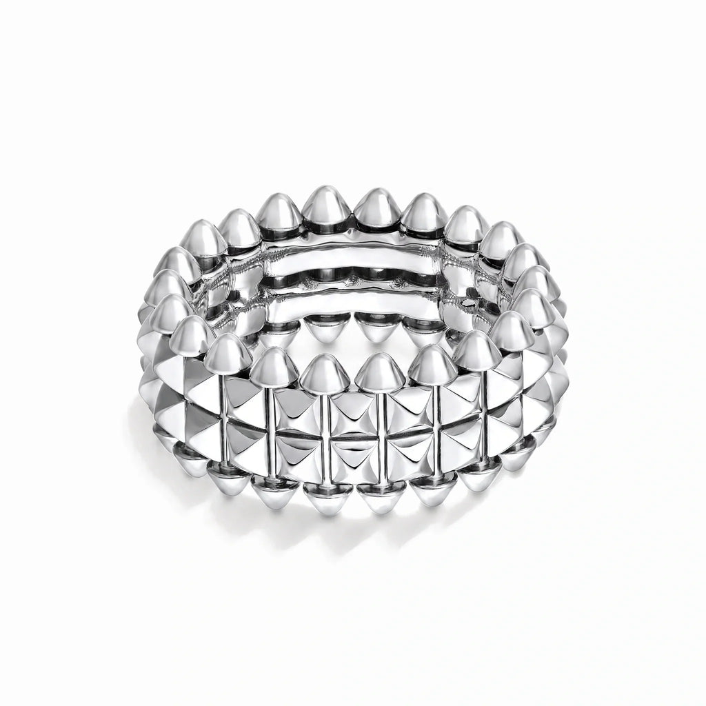 Clash de Double Row Pyramid Ring