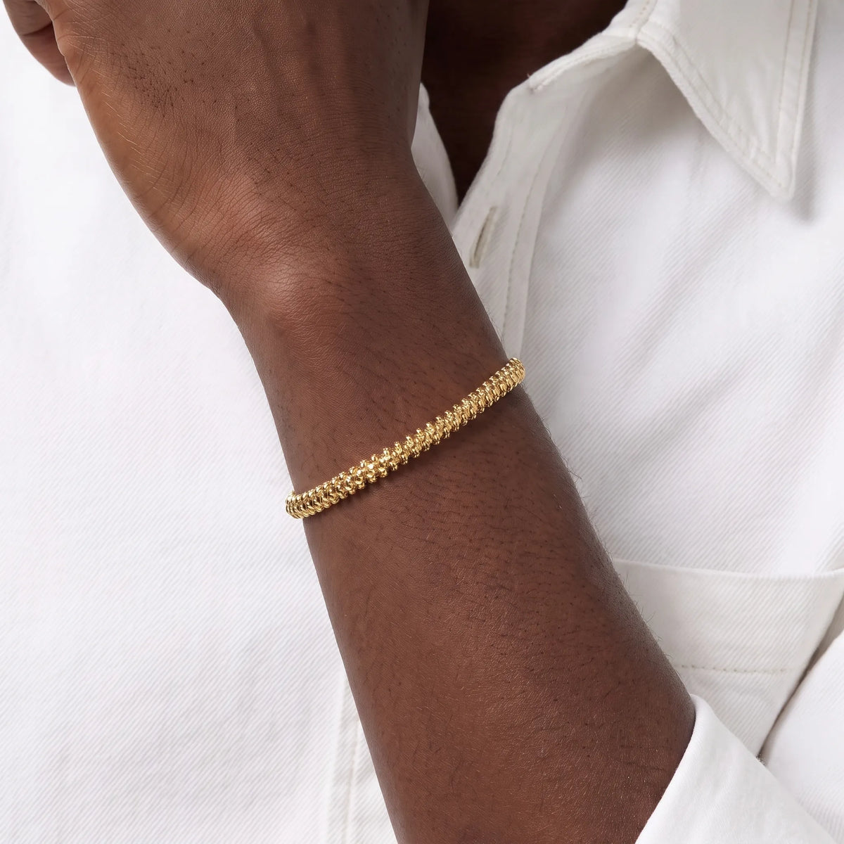 Clash de Rivet Flexible Stud Bracelet