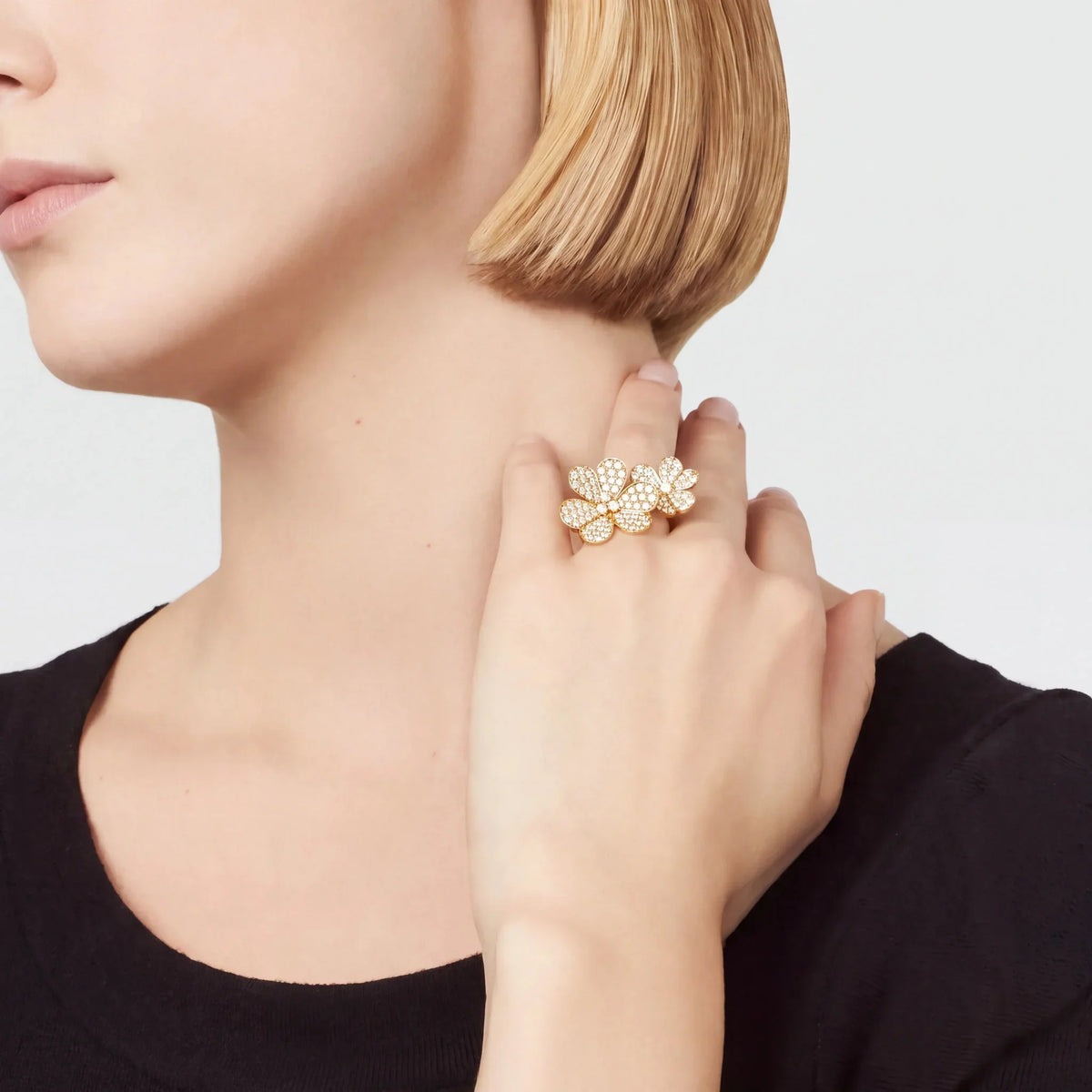 Frivole Duo Twin Flower Ring