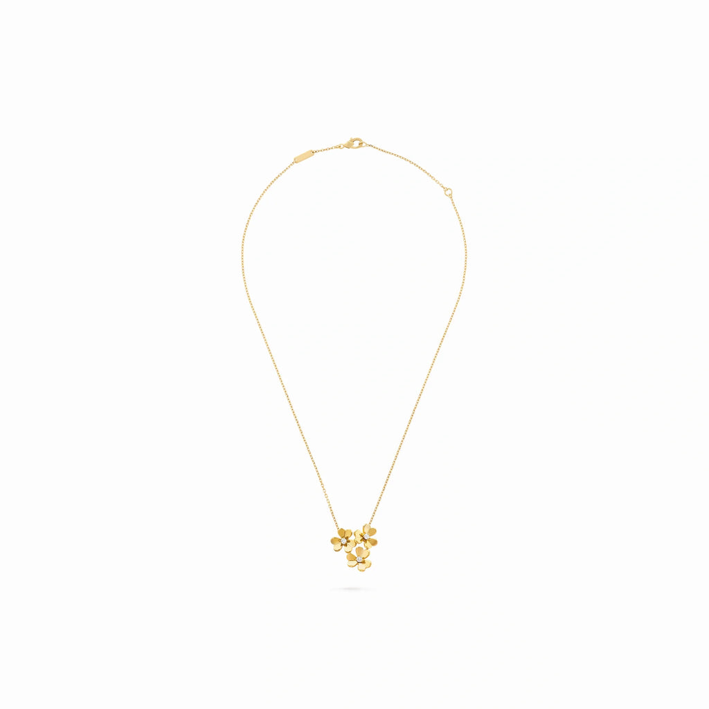 Frivole Triple Flower Pendant Necklace