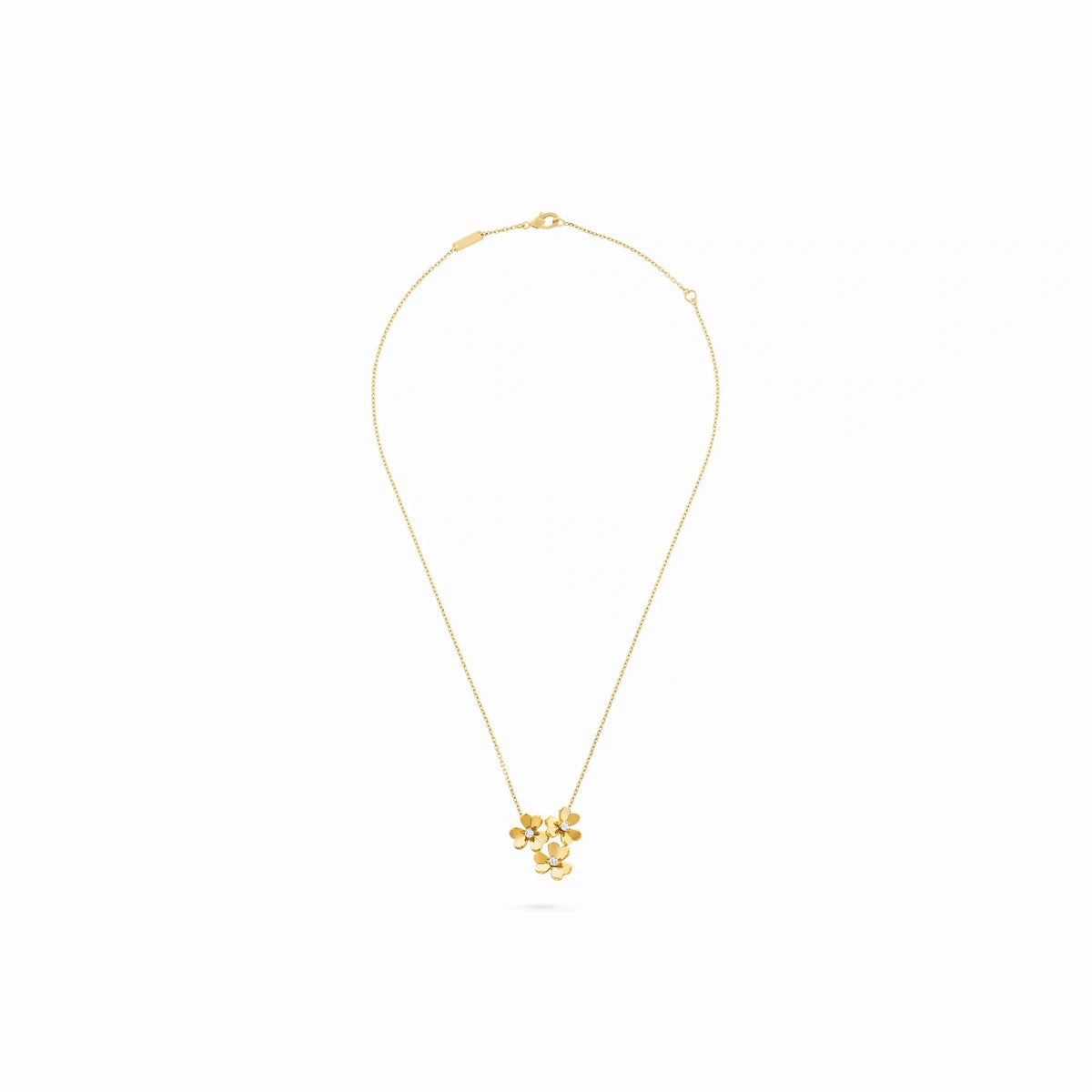 Frivole Triple Flower Pendant Necklace