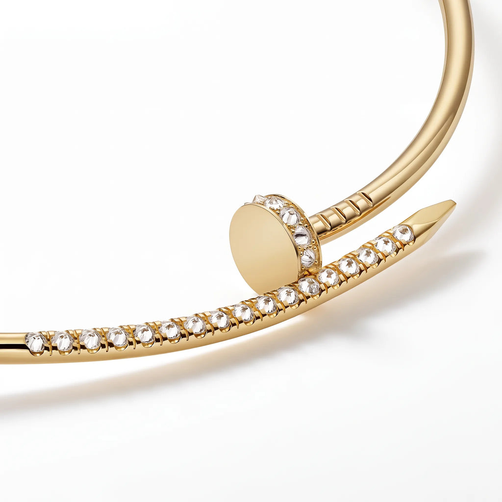 Juste un Clou Nail Torque Necklace