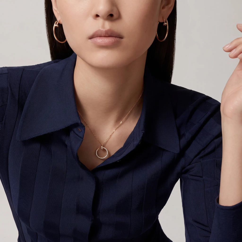 Juste un Clou Pavé Circle Pendant