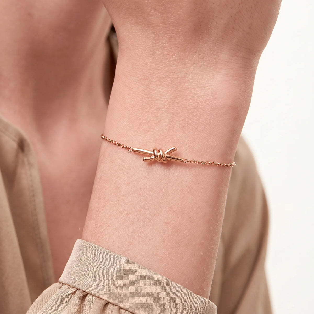 Knot Delicate Fine Chain Bracelet