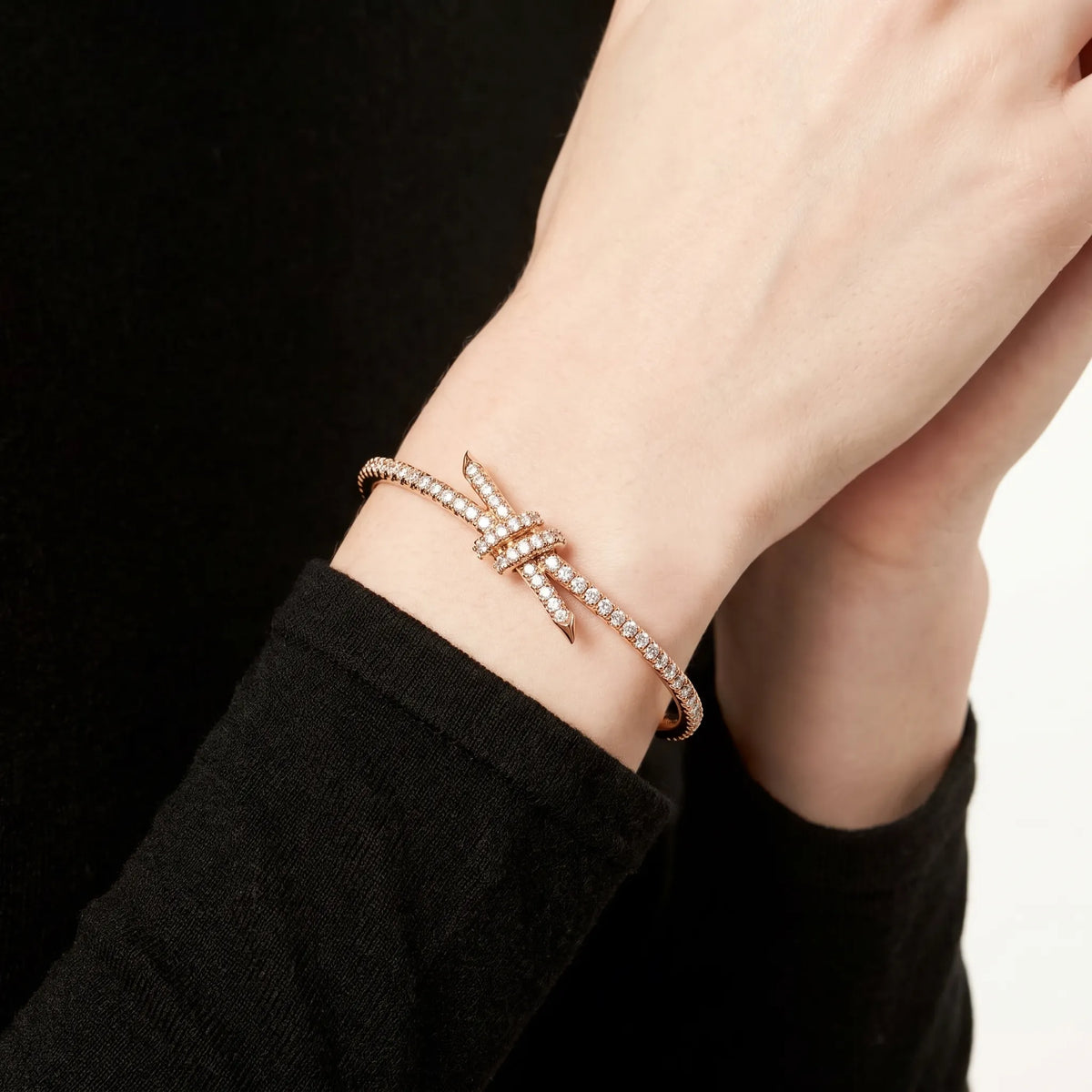 Knot Lumina Pavé Bangle Bracelet