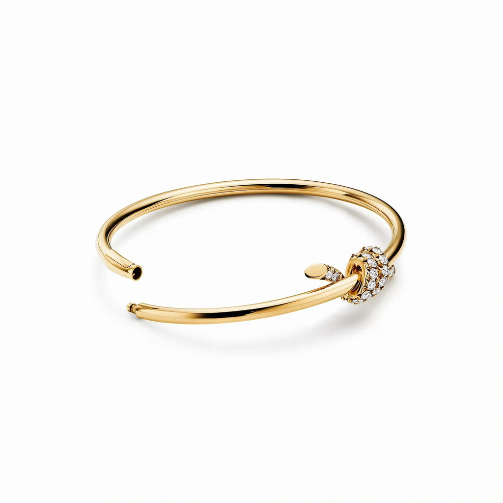 Knot Wire Radiance Pavé Bangle