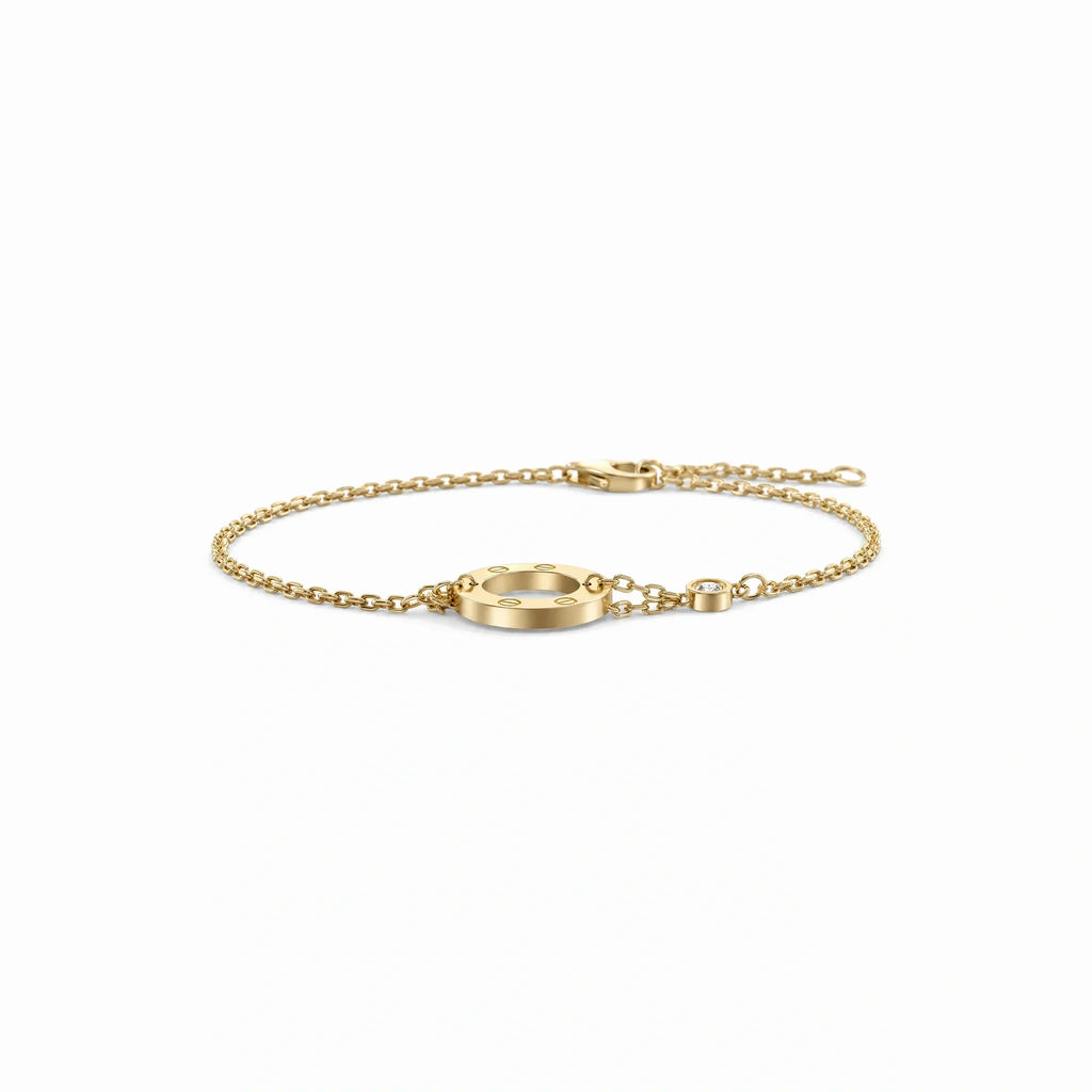 Love Elara Circle Charm Chain Bracelet