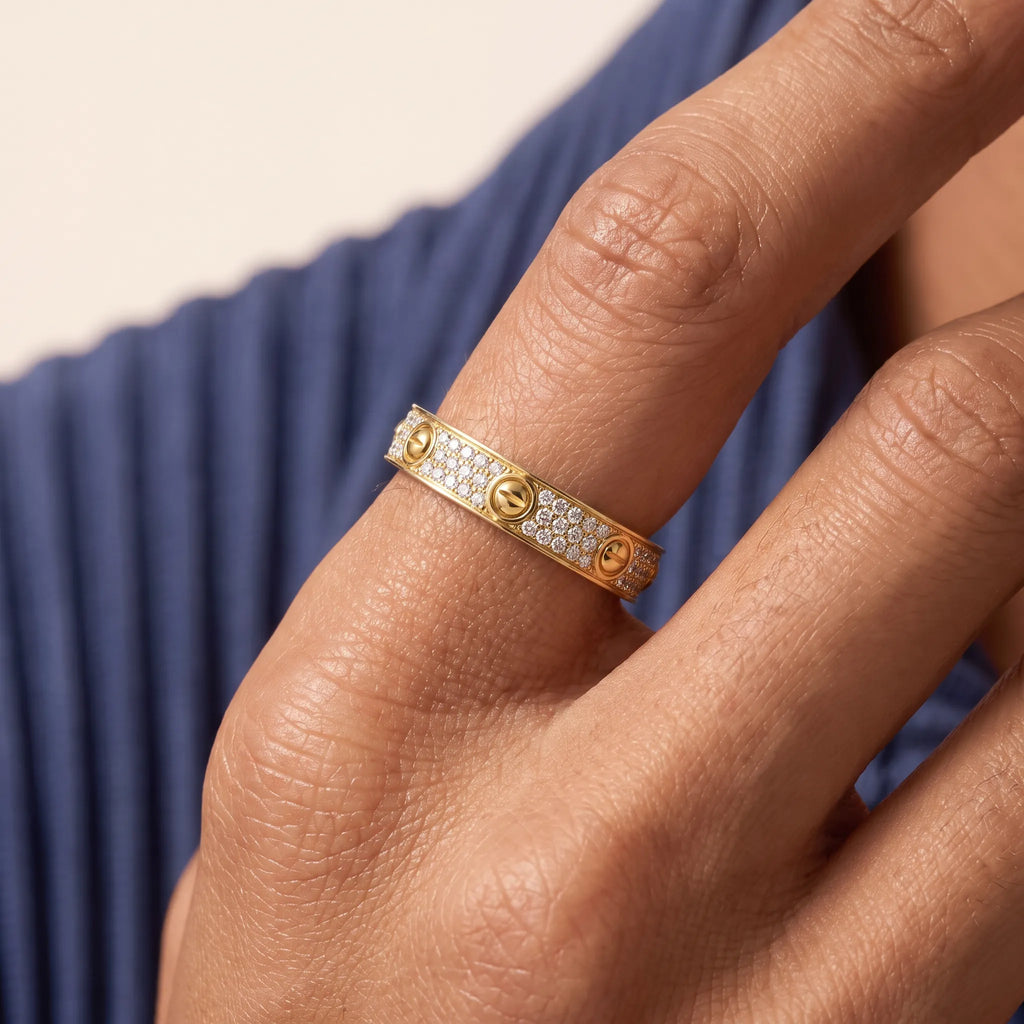 Love Petite Pavé Screw Ring