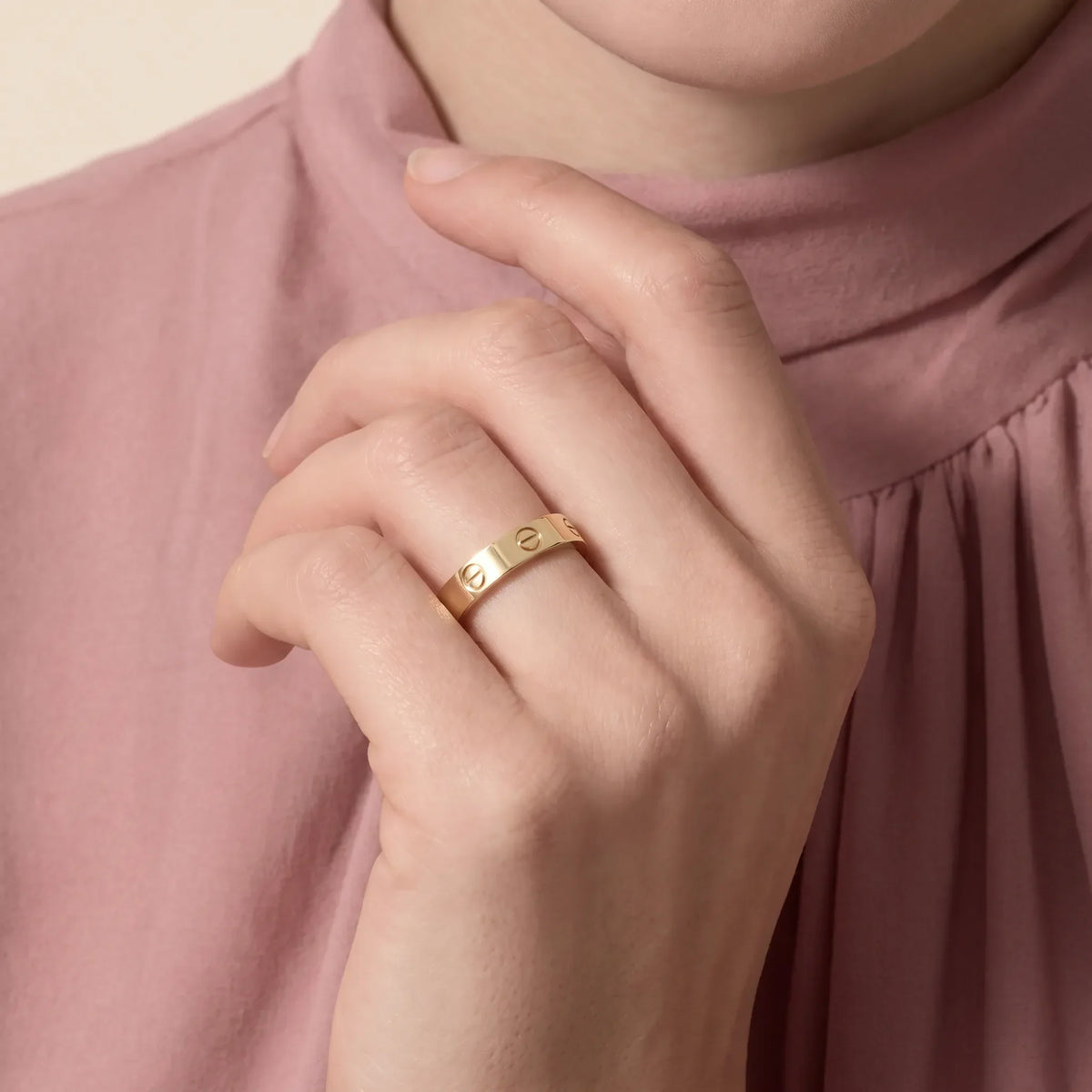 Love Slim Screw Solitaire Ring