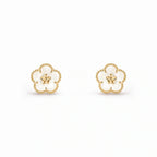 Lucky Spring White Flower Earrings