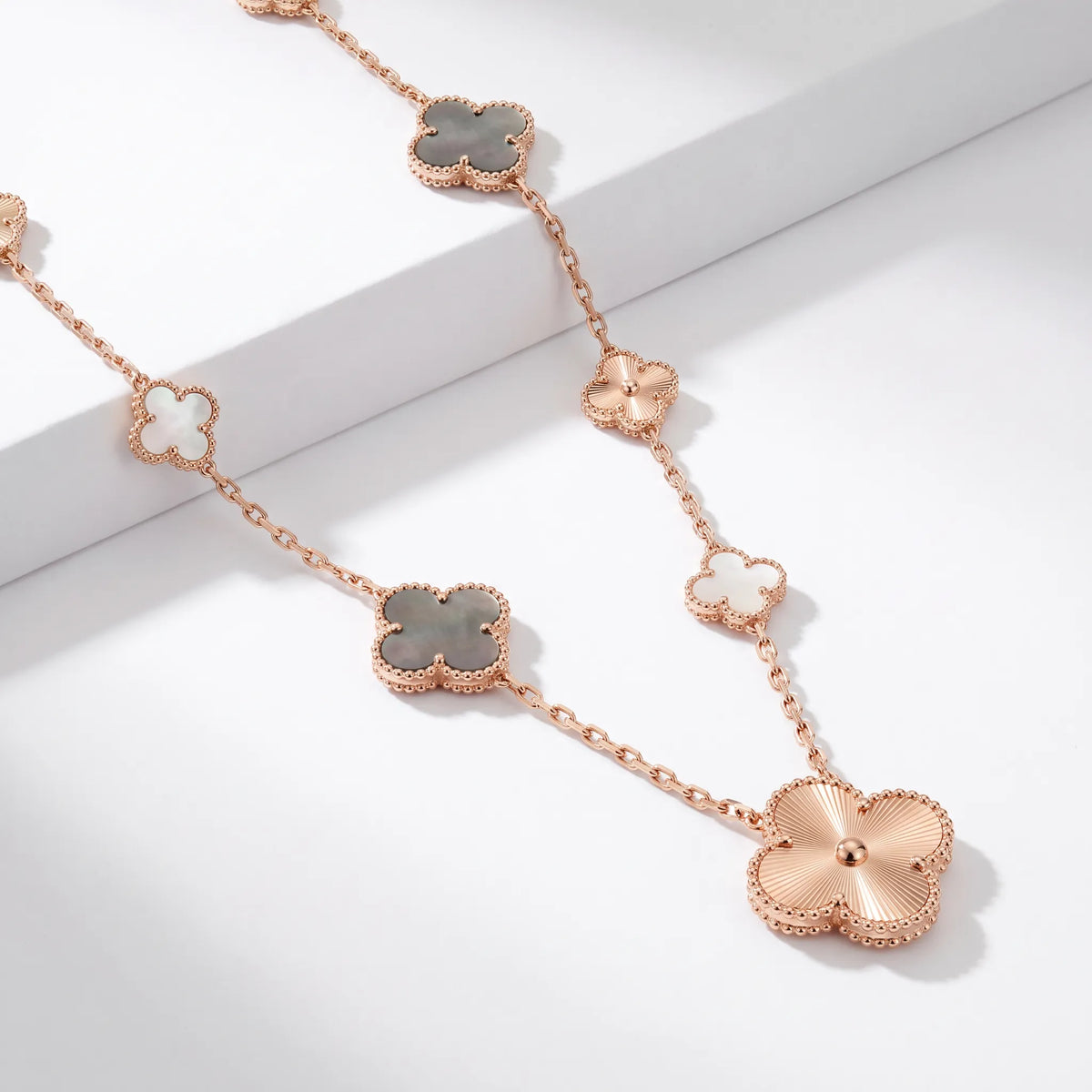 Magic Alhambra 15 Motif Convertible Necklace