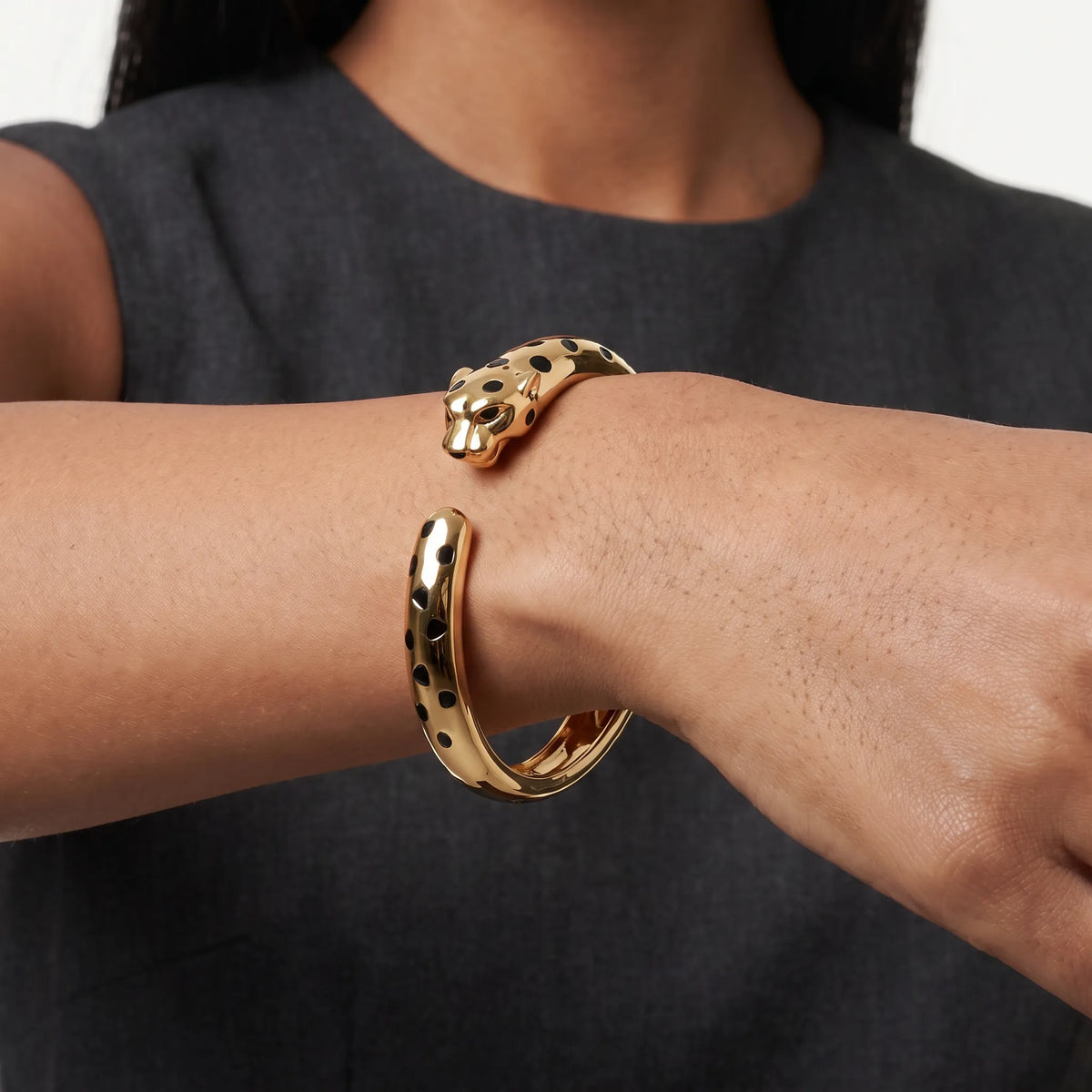 Panthere de Noire Spotted Panther Bangle