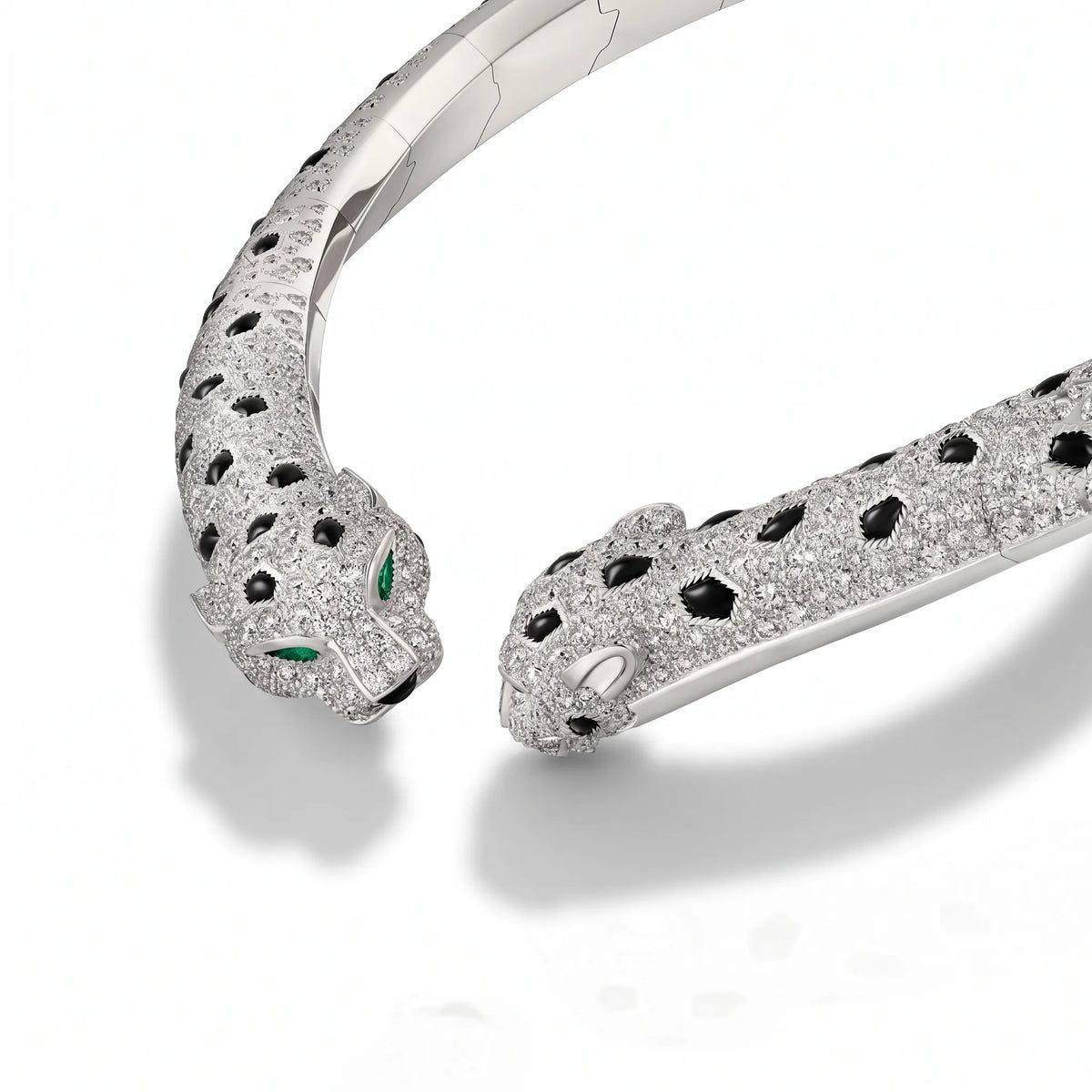 Panthère de Twin Head Torque Necklace