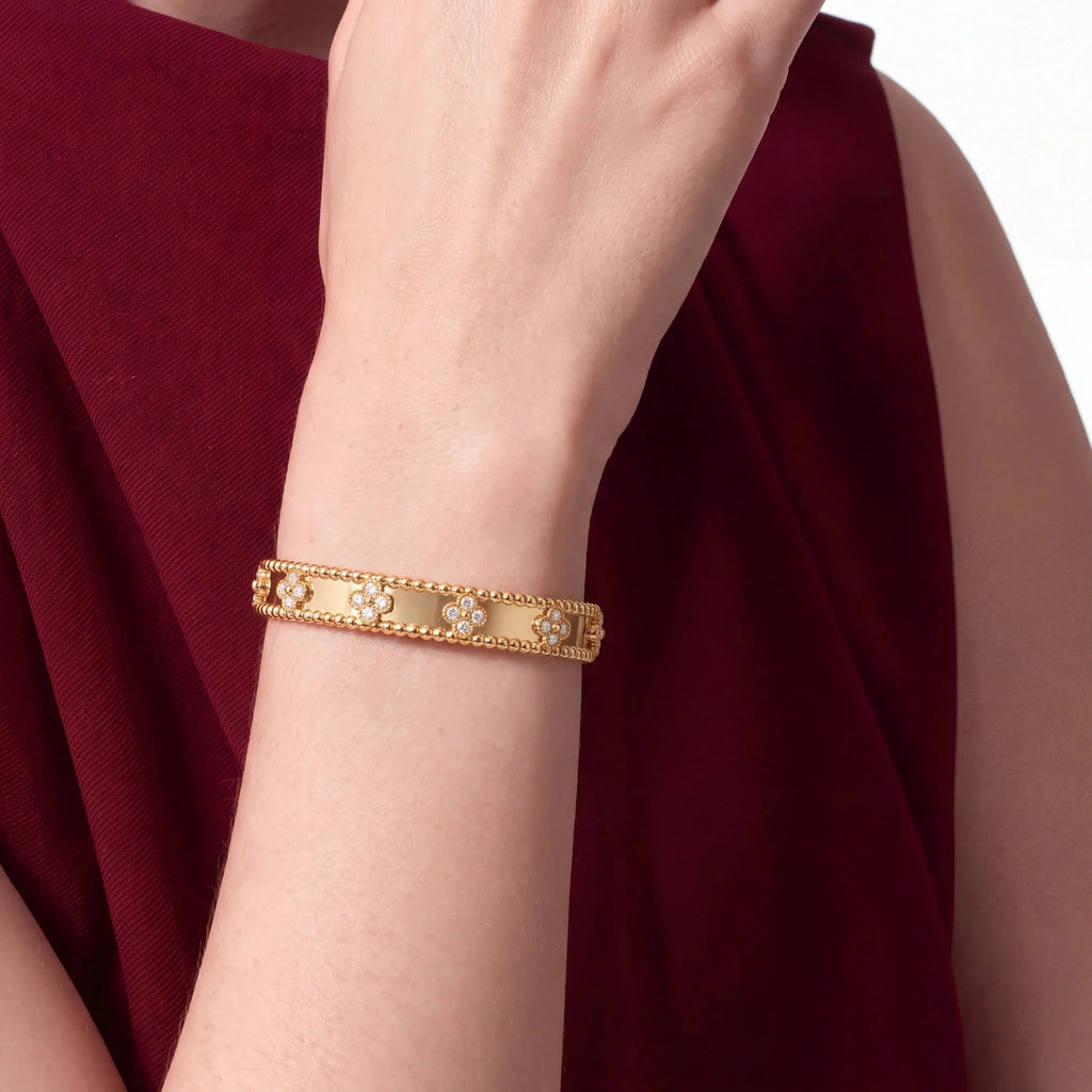 Perlee Clovers Slim Stackable Bangle