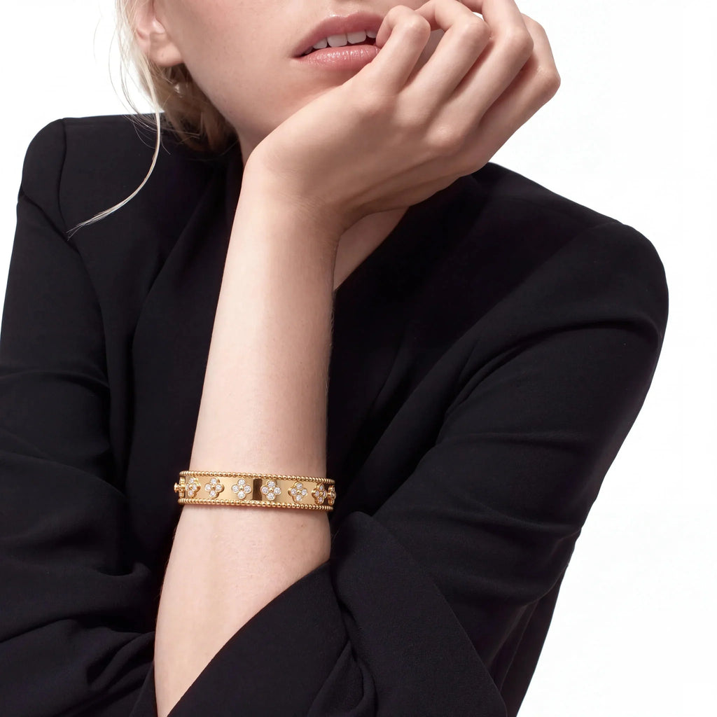 Perlee Clovers Wide Beaded Bangle
