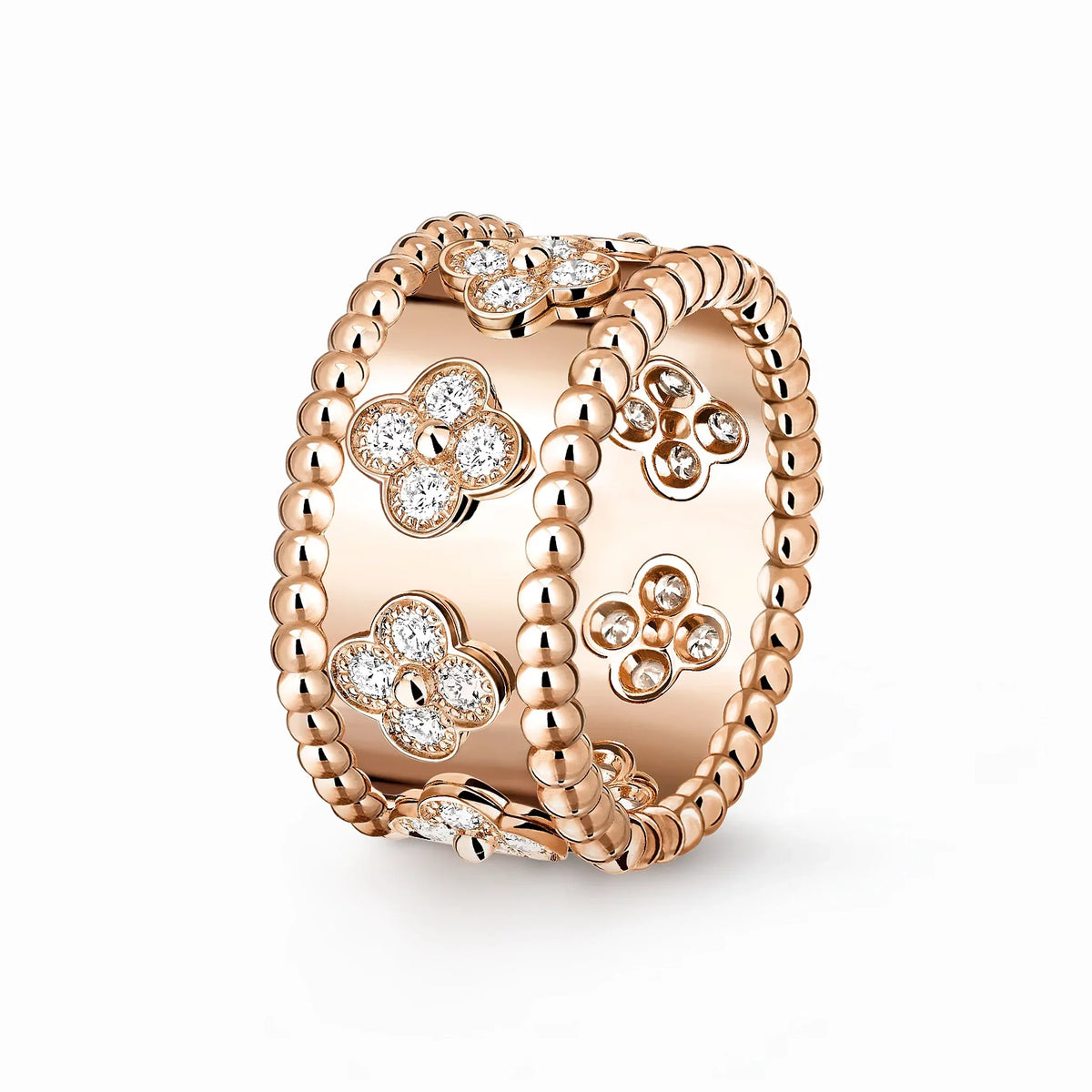 Perlee Wide Clover Pavé Ring
