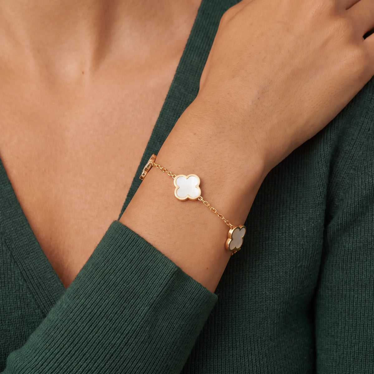Pure Alhambra Four Clover Station Bracelet