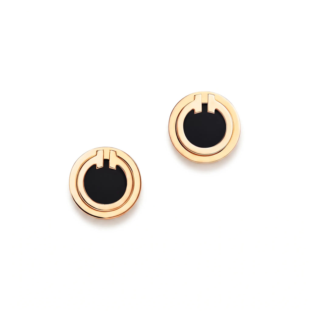 T Black Onyx Circle Stud Earrings