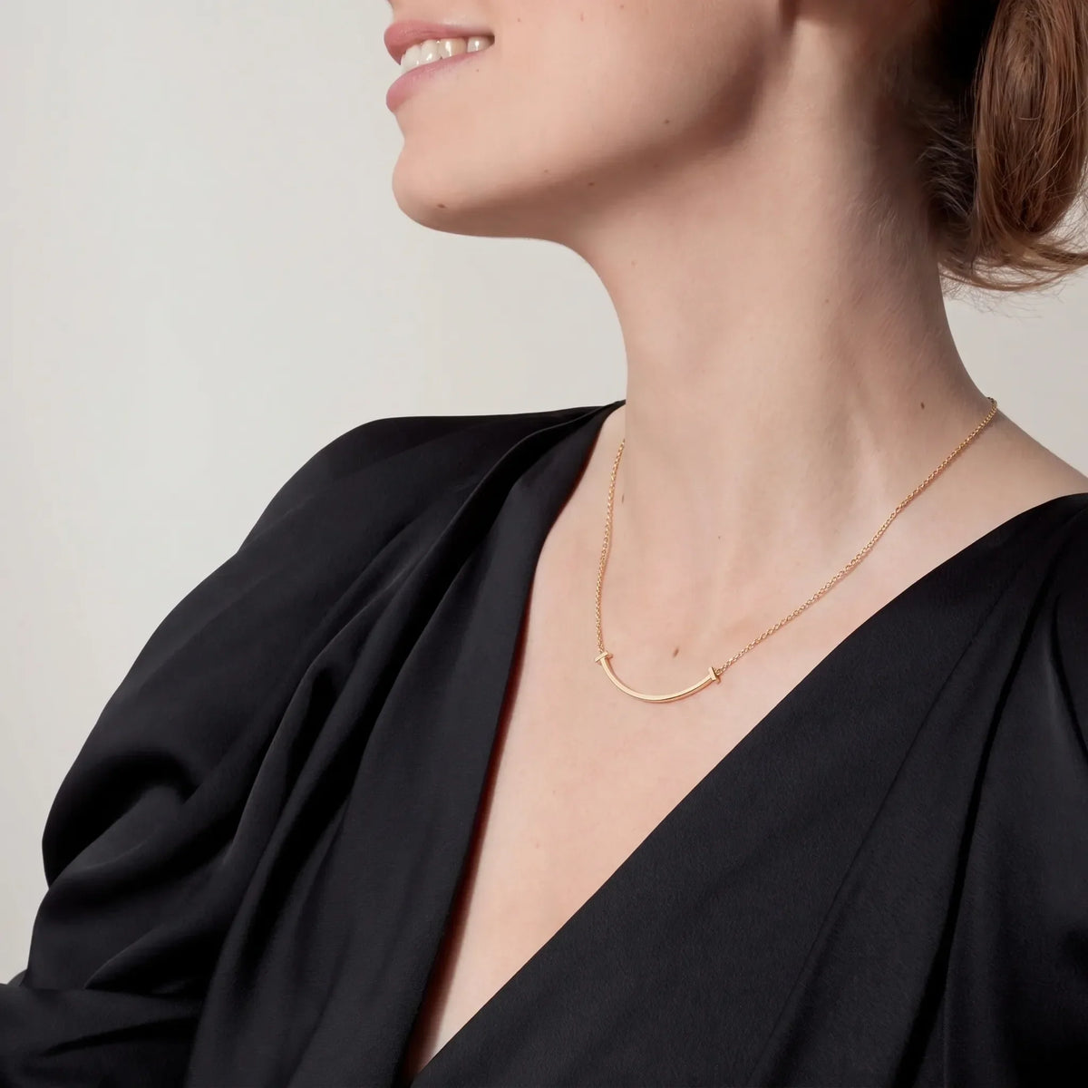 T Smile Curved Bar Pendant Necklace