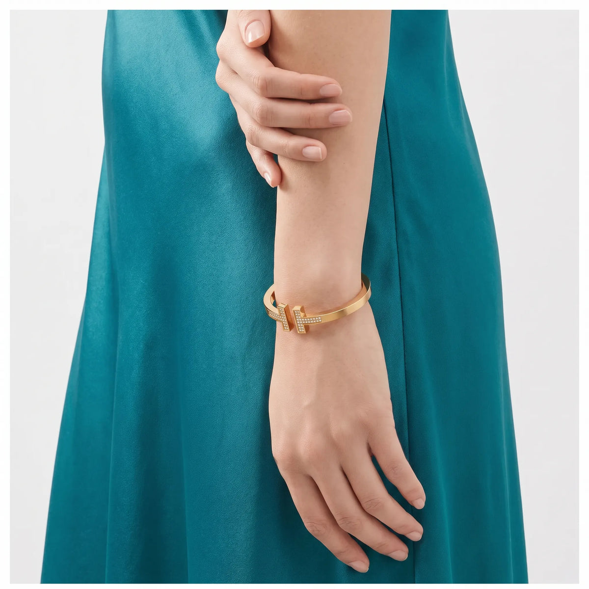 T Square Pavé Bar Hinged Bangle