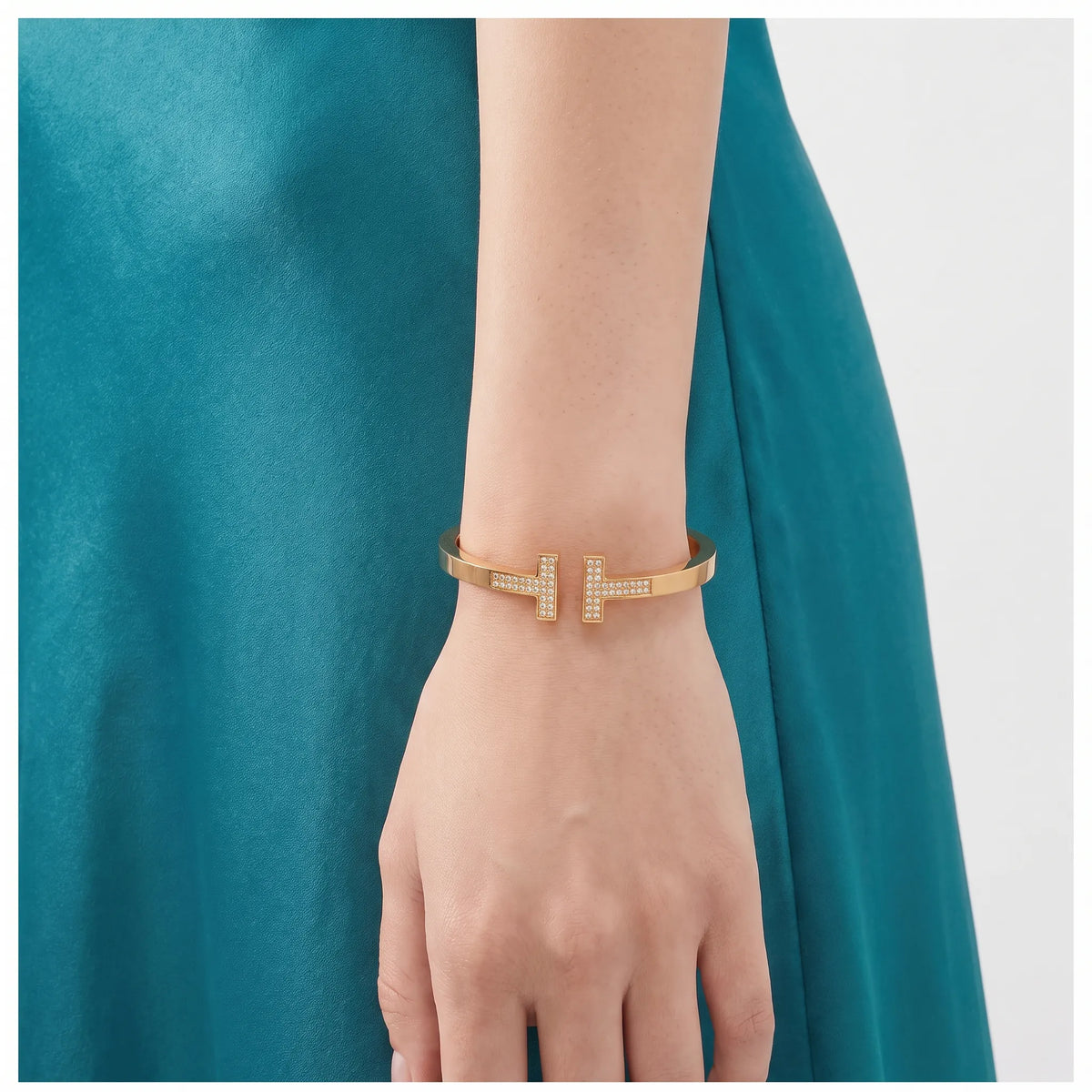 T Square Pavé Bar Hinged Bangle