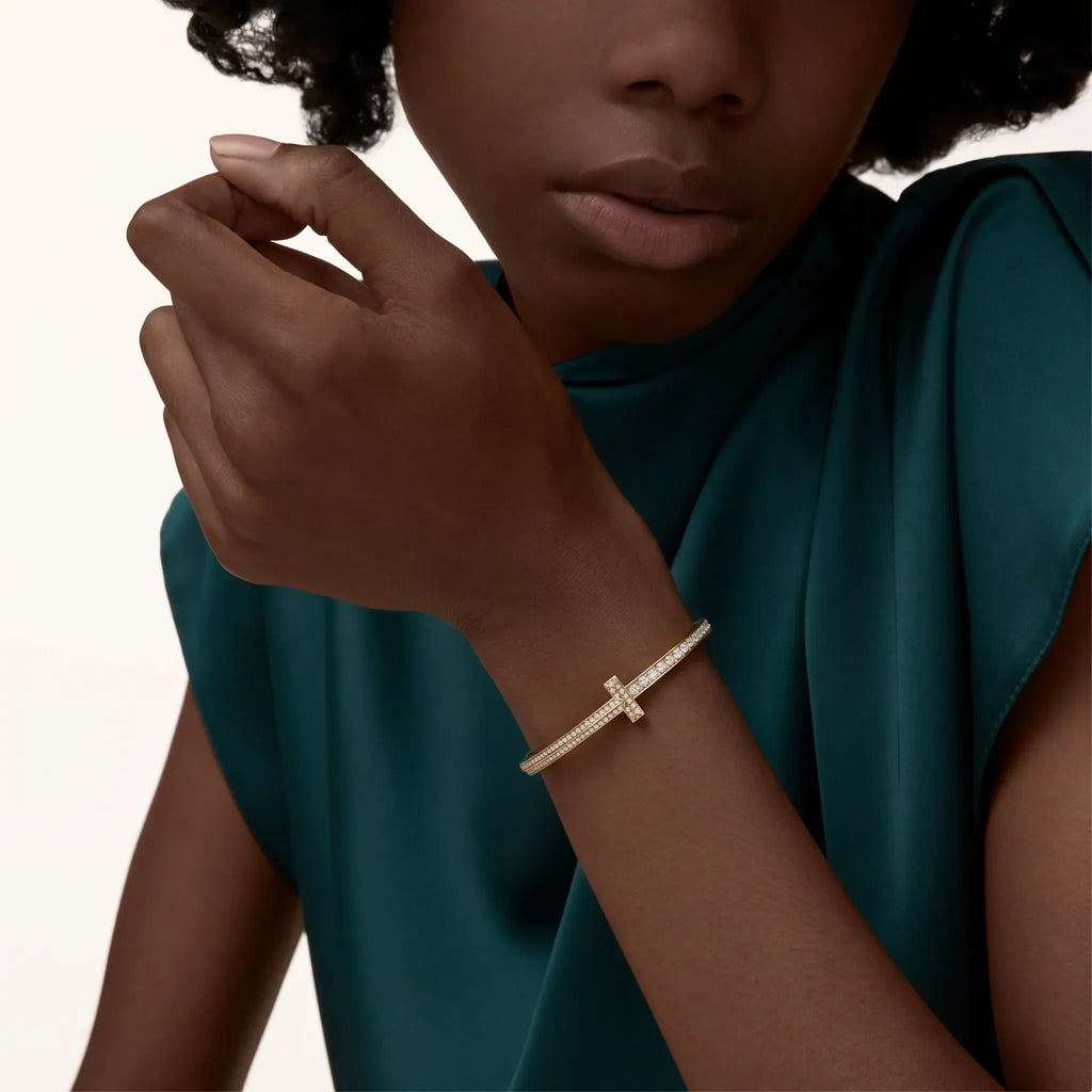 T1 Narrow Pavé Row Bangle