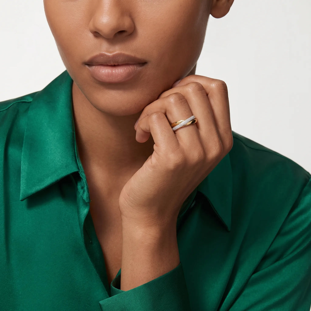 Trinity Three-Tone Pavé Rolling Ring